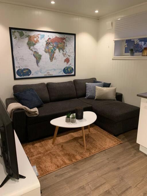 Gimle Cozy Apartment ทรอมโซ ภายนอก รูปภาพ